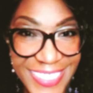 Meet your Posher, Rochelle